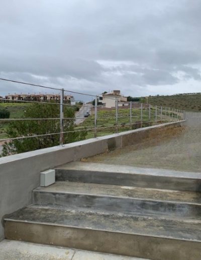 Barandilla de acero inoxidable para exterior con travesaños horizontales